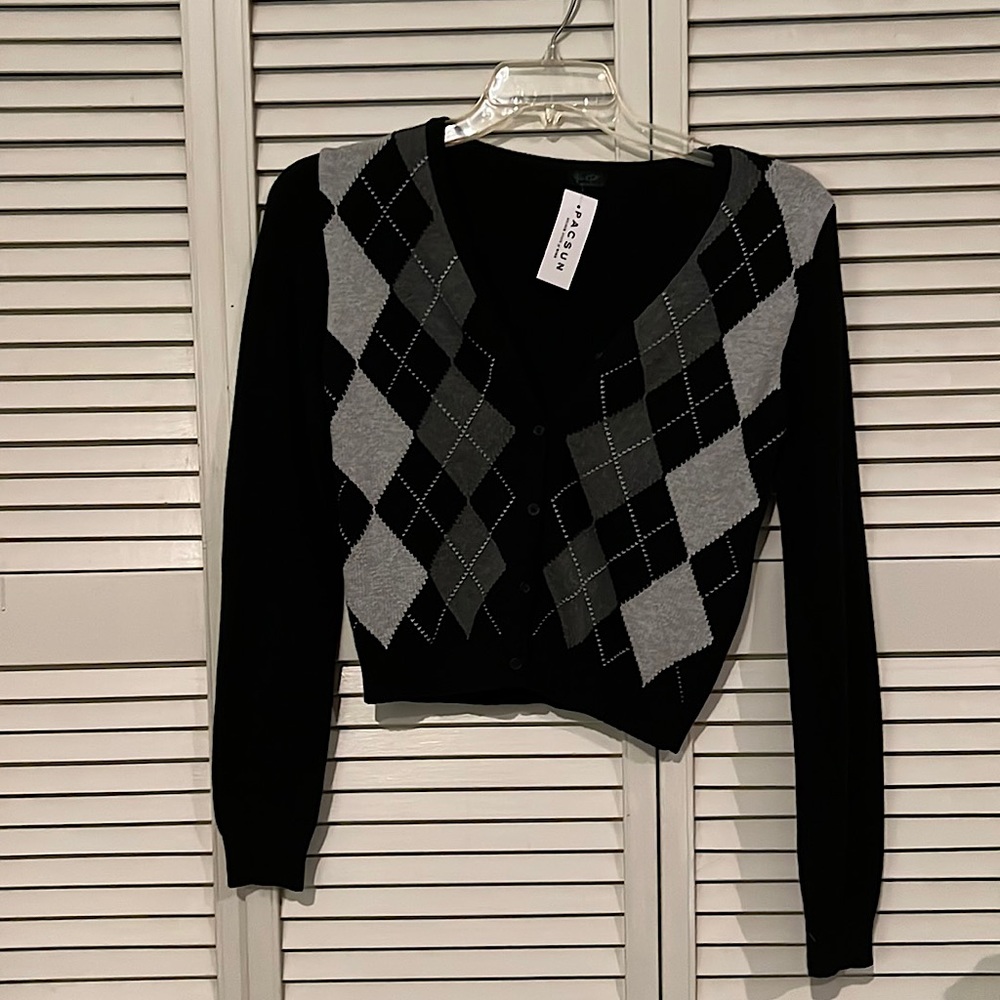 Brandy Melville Button Up cropped knit cardigan